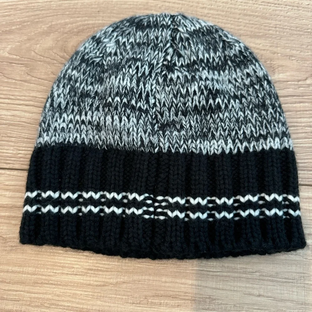 Marmot Black Gray Knit Beanie Winter Hat Unisex Outdoor Hiking